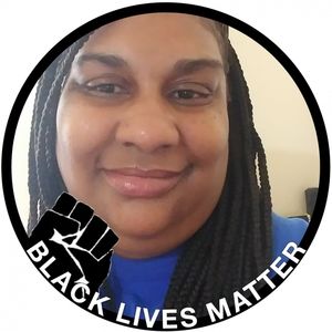 Meet your Posher, Carmella